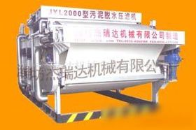 全自動壓濾設(shè)備 工業(yè)固液分離的智能革新